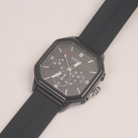 HERYI Man's Wrist Watch with Black Straps